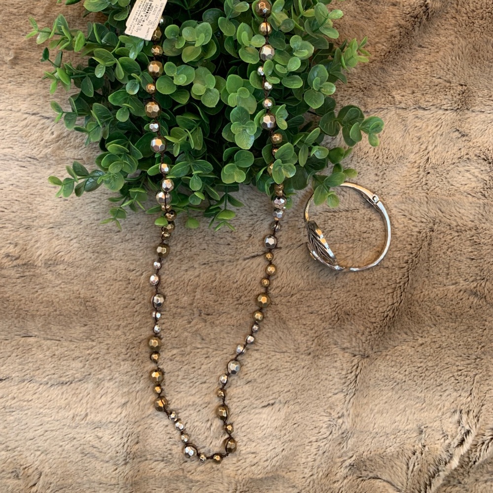 Lucky brand Gold Silver beaded necklace - Picture 4 of 5